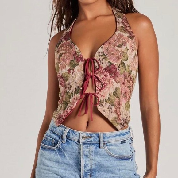 Windsor Tops - Windsor Floral Halter Tie Front Top Size L